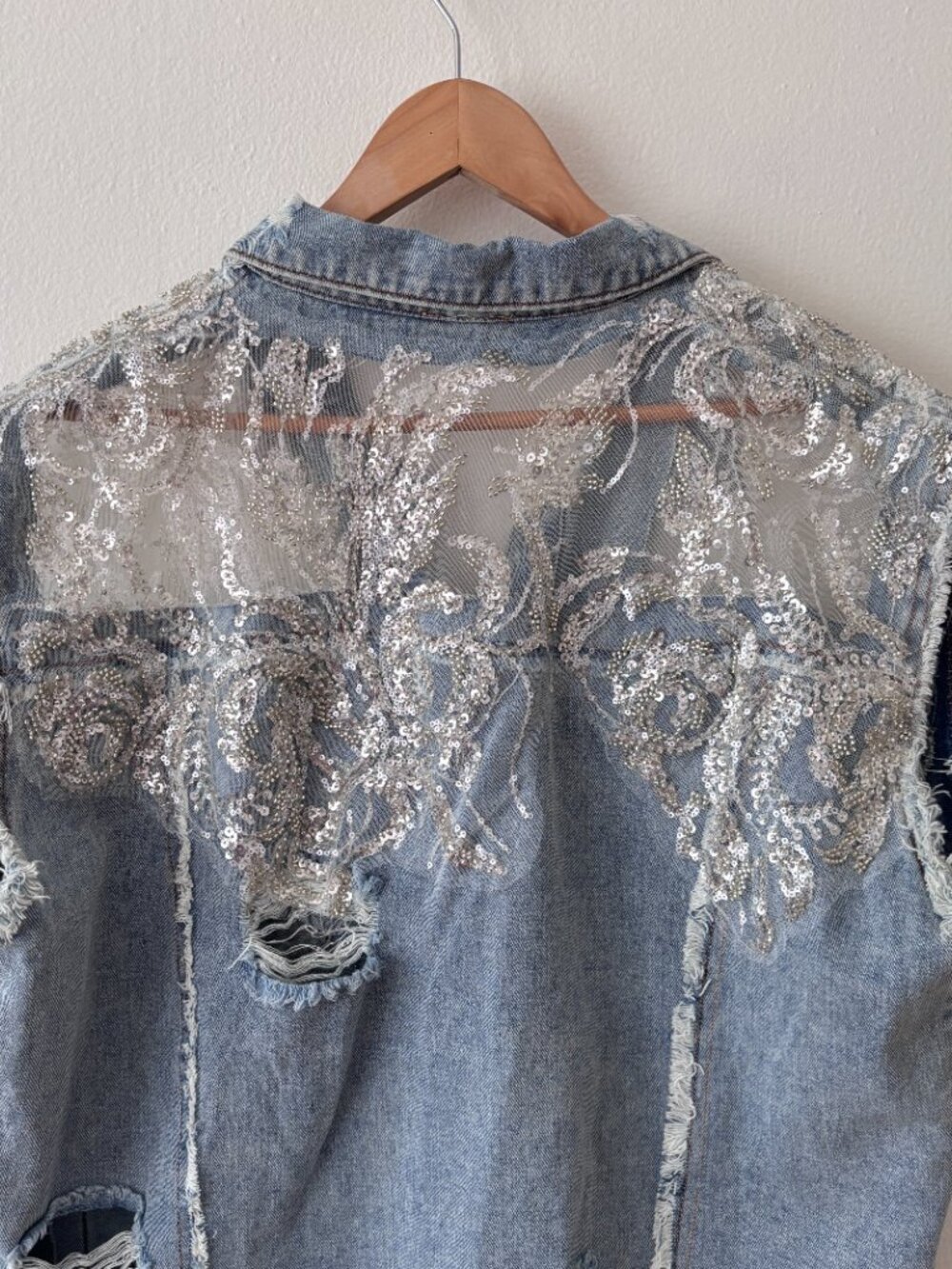 POL Sequin & Pearl Embellished Distressed Denim Trucker Vest - Picture 10 of 11